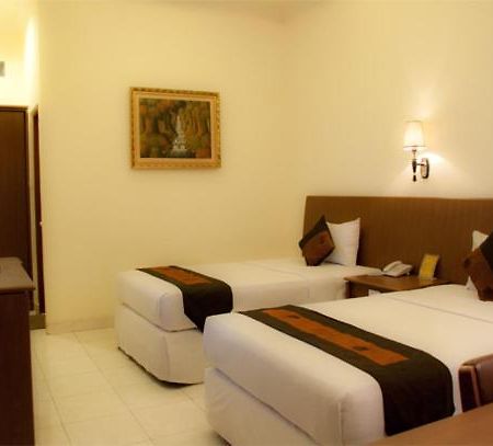 Hotel Padang Room photo